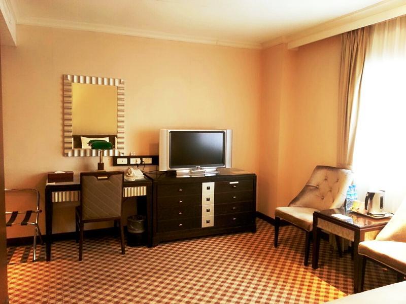Astar Hotel Taipei Bagian luar foto